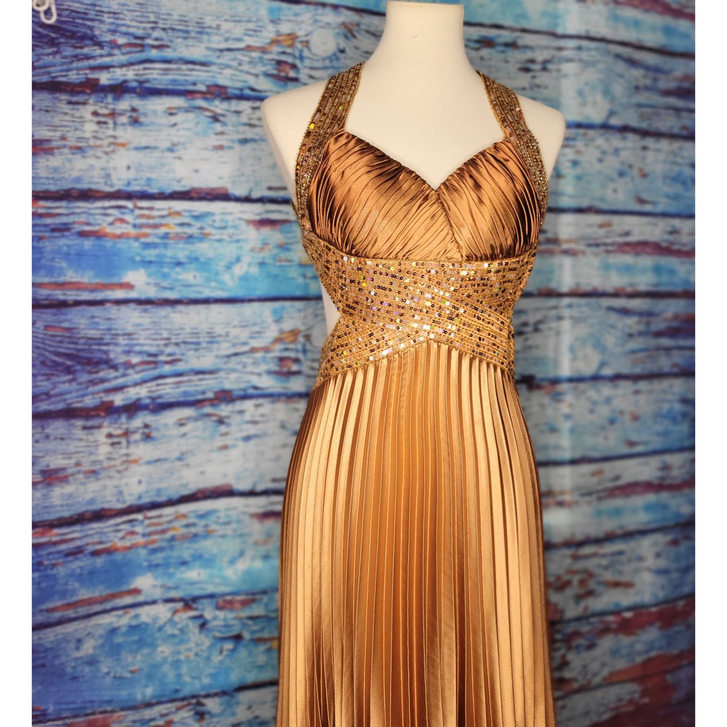 Beautiful Golden Sparkly Sequin Prom/Bridesmaid Dress