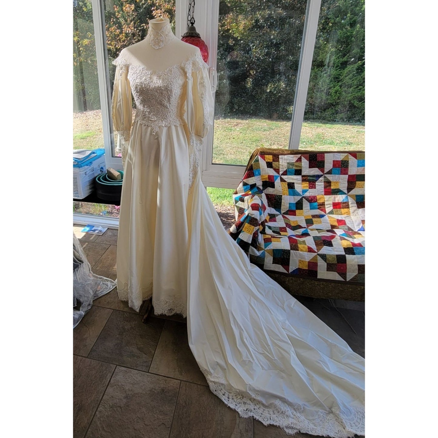 Fantastic Vintage Lace, Satin, Buttons, and puffy sleeves