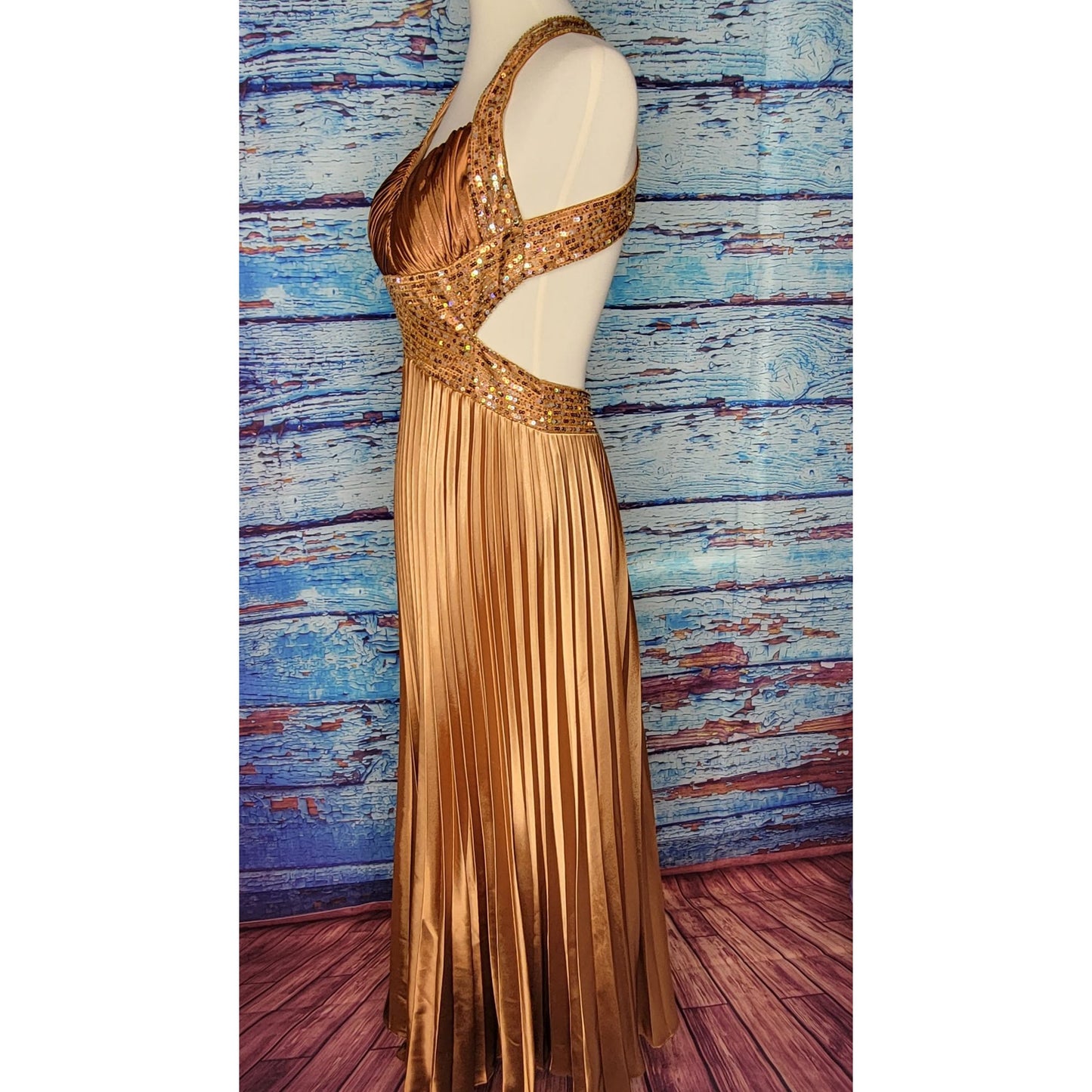 Beautiful Golden Sparkly Sequin Prom/Bridesmaid Dress