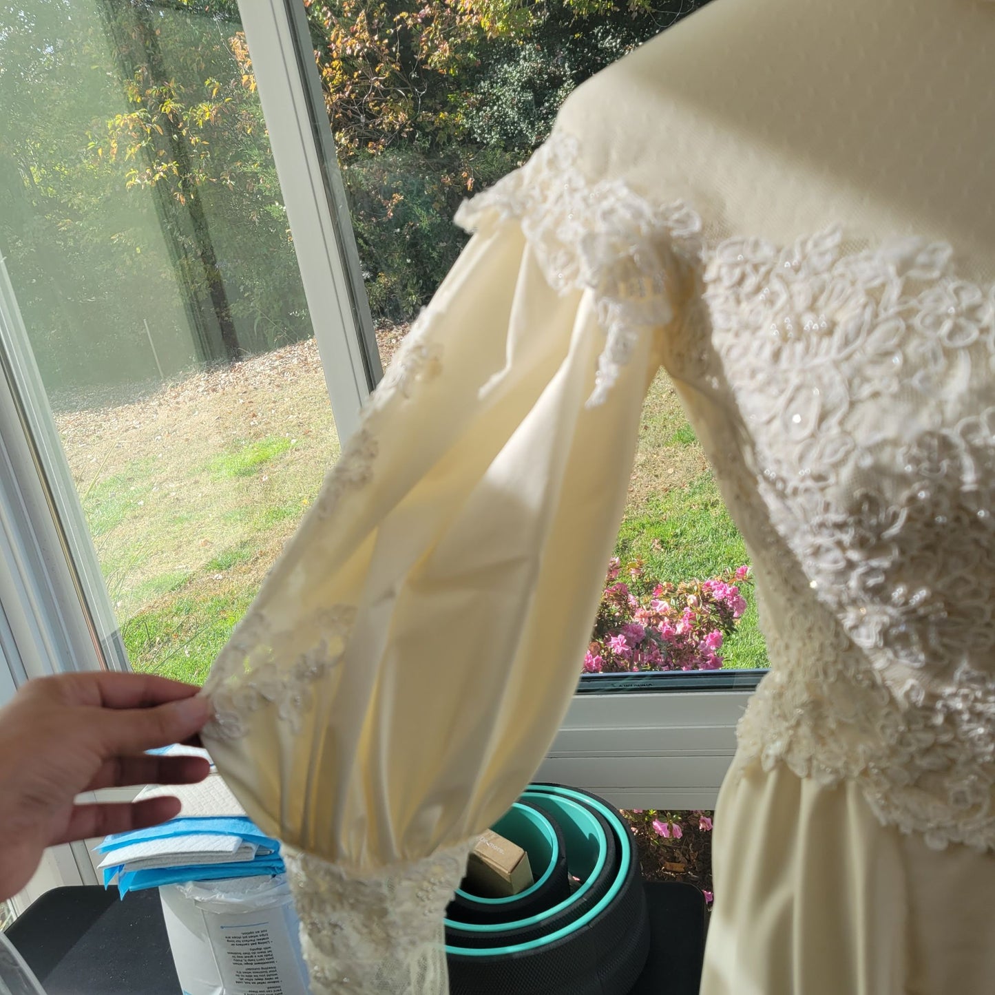 Fantastic Vintage Lace, Satin, Buttons, and puffy sleeves