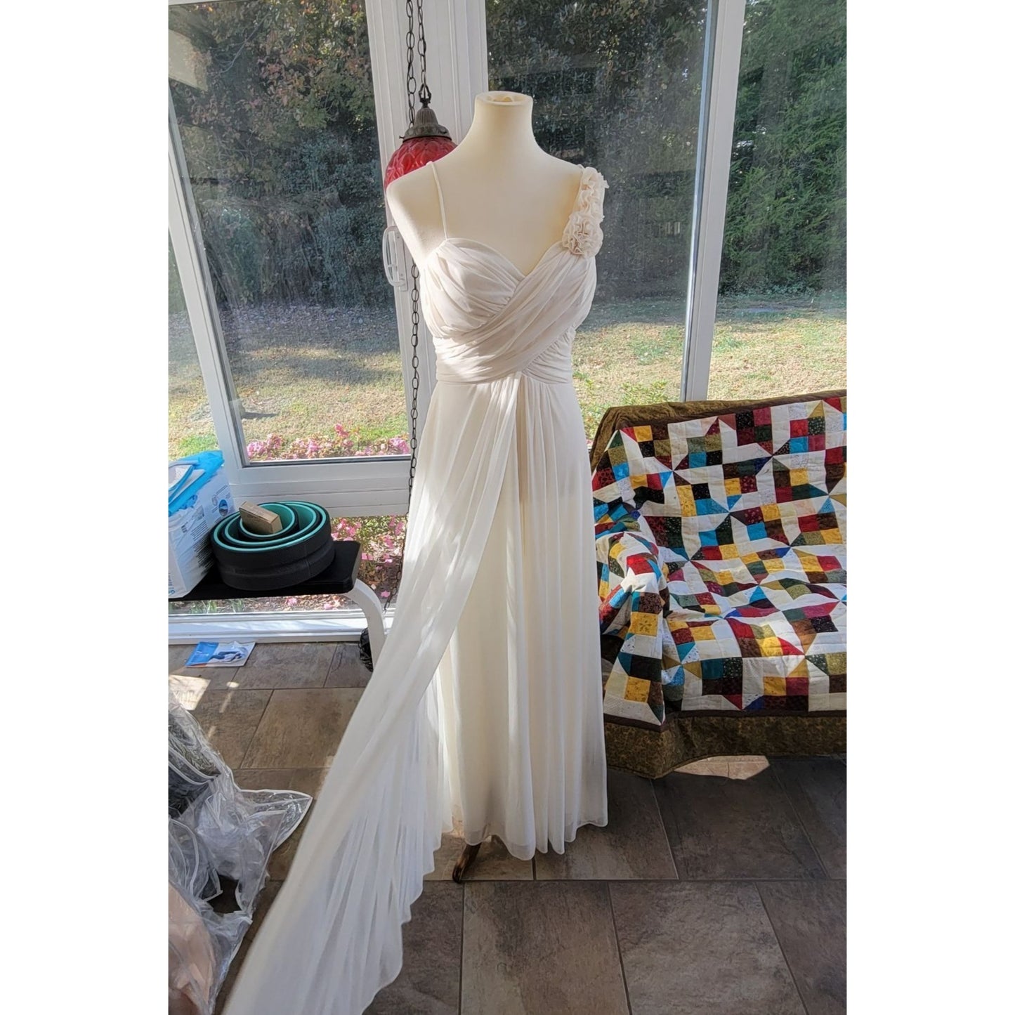 Vintage Cindy Collection Ivory Wedding Dress