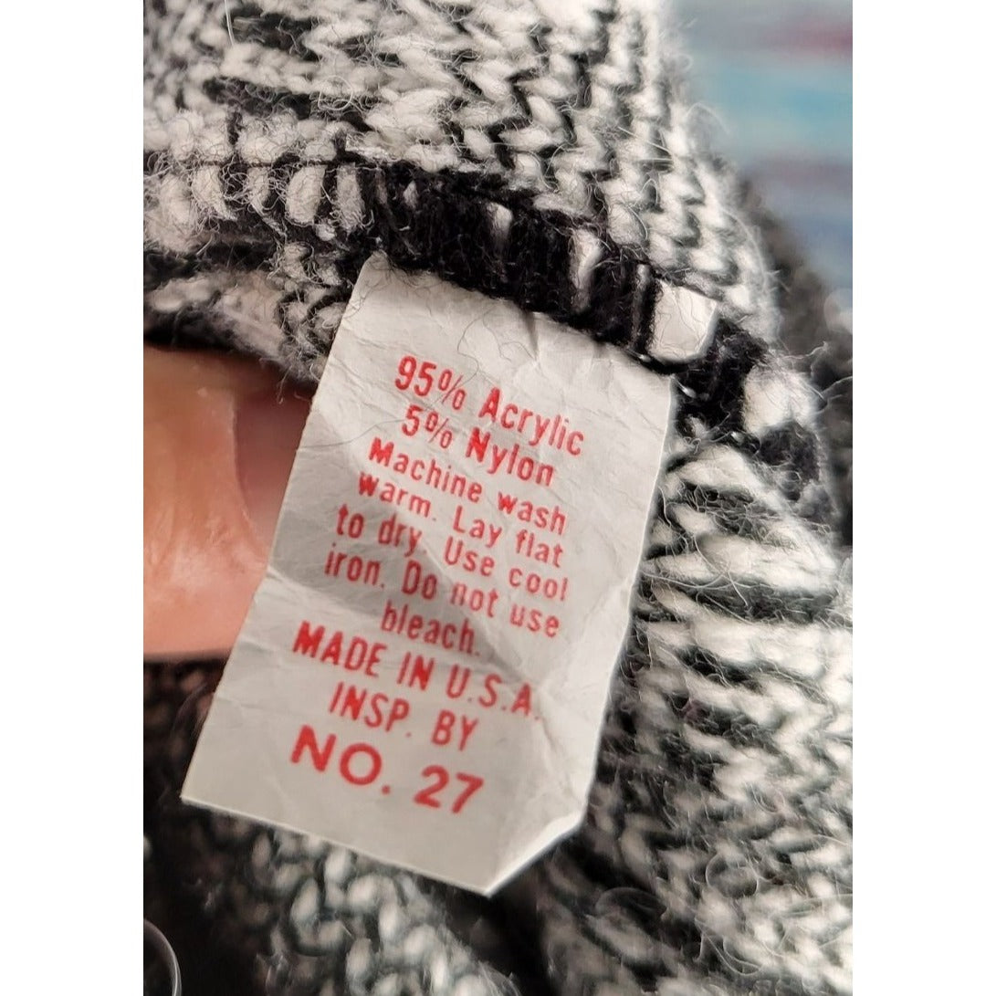 Vintage 80's 90's Knit Sweater by Magnetic Force