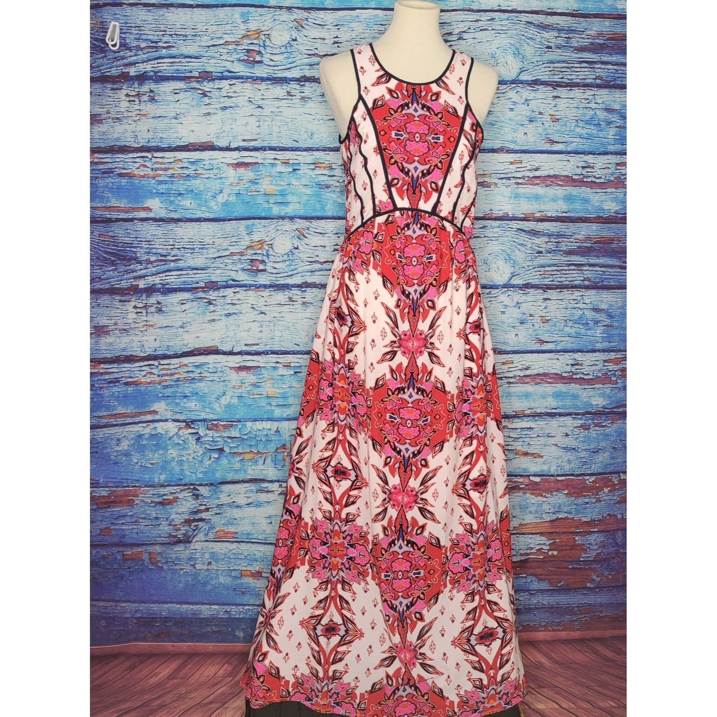 Stunning Red & White Summer Special Occasion Maxi Dress Size MD