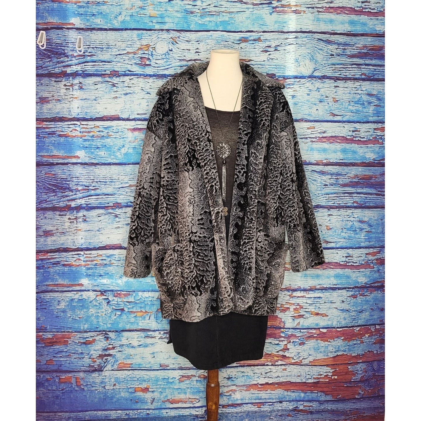 VTG Faux Fur Animal Print Winter Coat