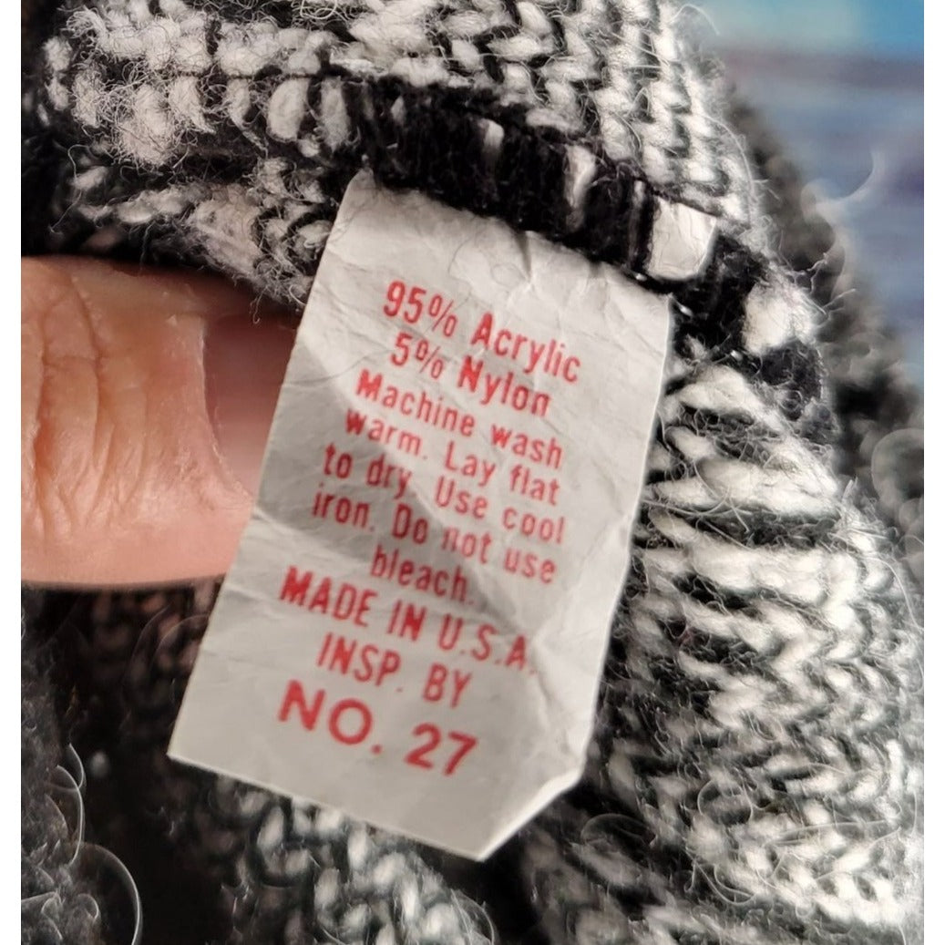 Vintage 80's 90's Knit Sweater by Magnetic Force