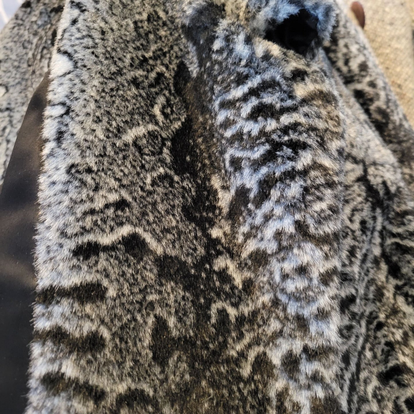 VTG Faux Fur Animal Print Winter Coat